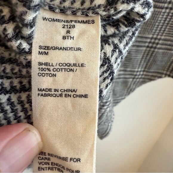 Woolrich Women's Grey and White Plaid Flannel Button-Down Shirt Size Medium - Picture 7 of 7